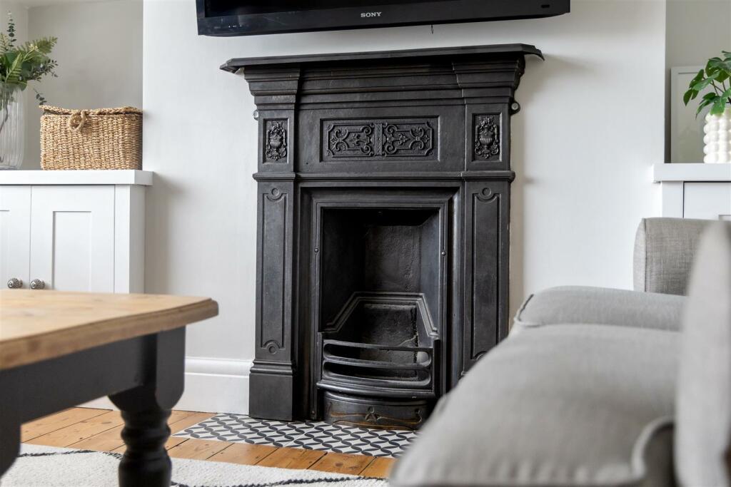 Additional image 11 of Pavilion Road, Worthing