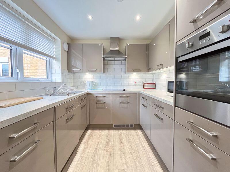 Additional image 9 of 1 De Clare Lodge, Westgate, Cowbridge, The Vale of Glamorgan CF71 7FR