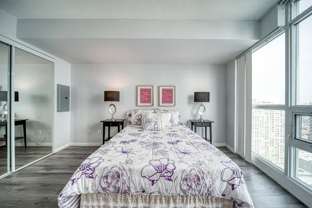 Additional image 32 of 18 Yonge St Unit 3109