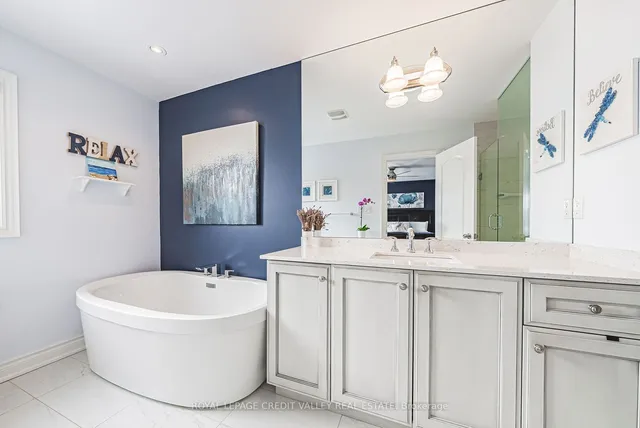 Additional image 24 of 1 Little Britain Cres