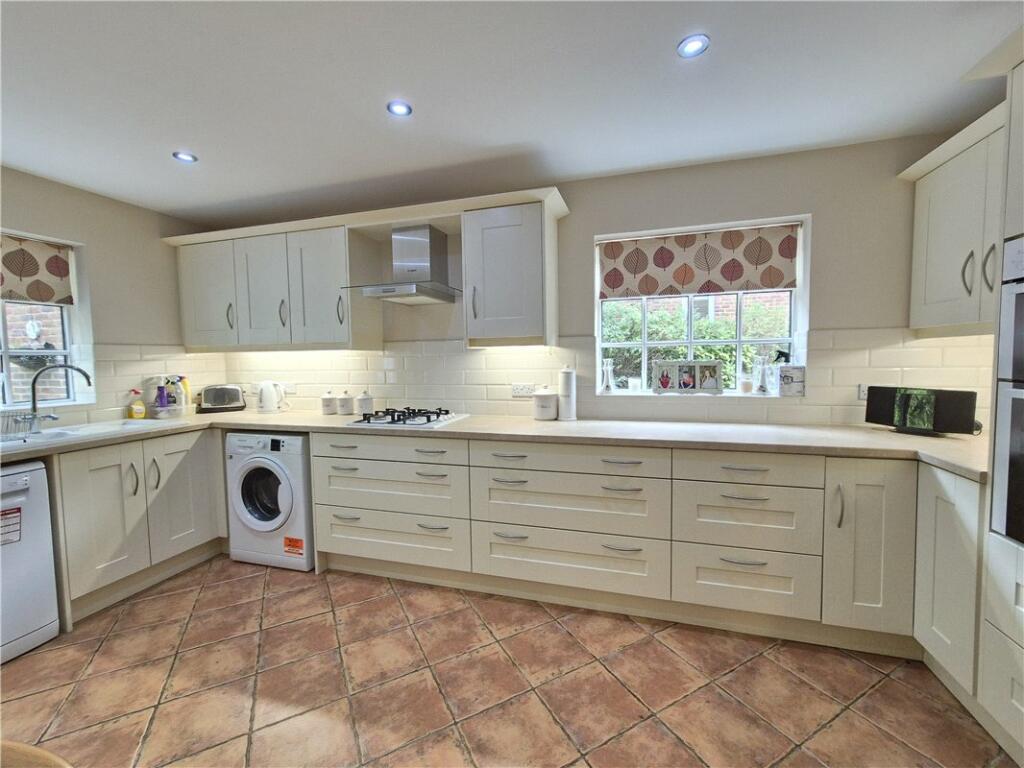 Additional image 15 of Glastonbury Close, Orpington, Kent, BR5