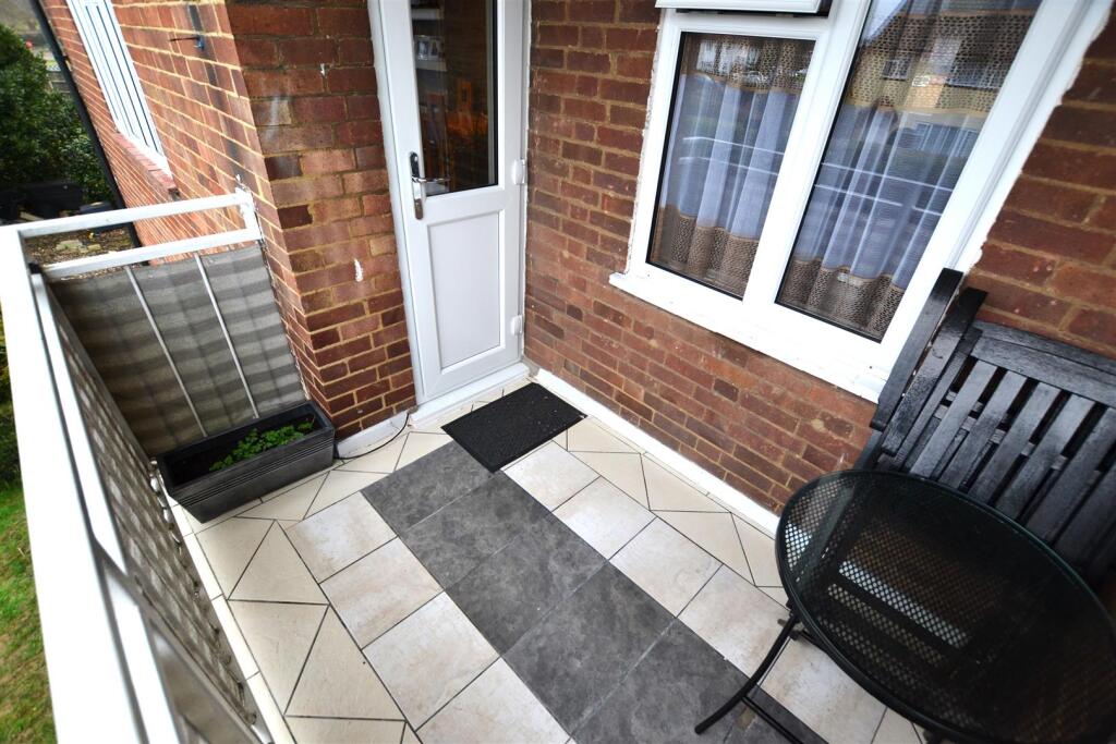 Additional image 7 of Cornerfield, Hatfield