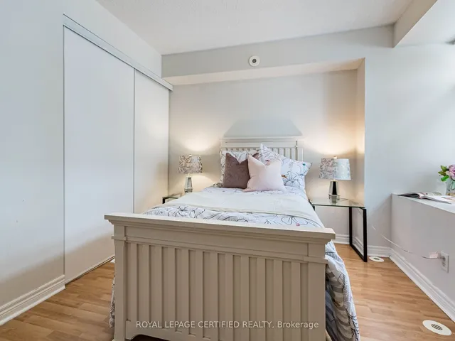 Additional image 33 of 55 Cedarcroft Blvd Unit 6