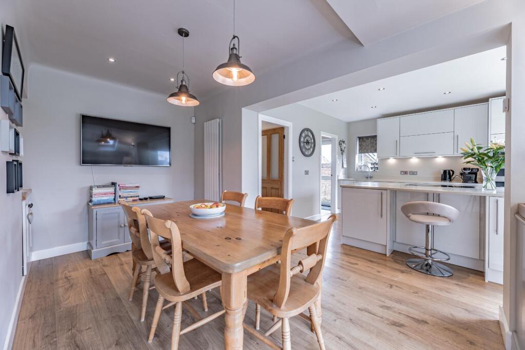 Additional image 21 of Barton Road, Farndon, CH3