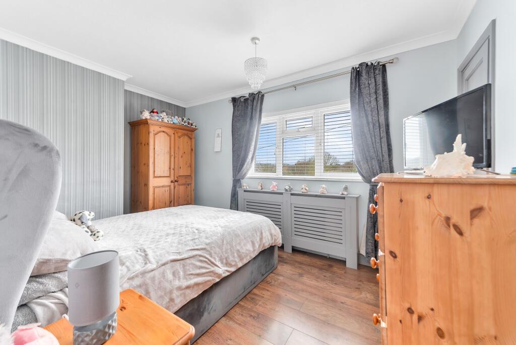 Additional image 12 of Slades Drive, Chislehurst, BR7