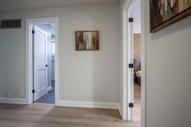 Additional image 38 of 1373 Harmsworth Sq