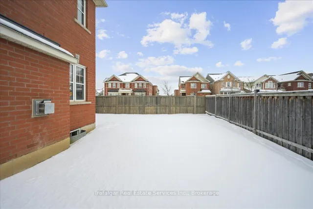 Additional image 39 of 2 Giltspur Rd