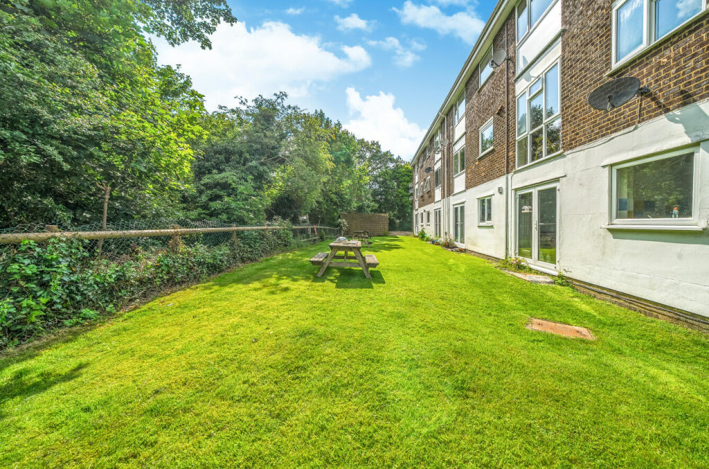 Additional image 3 of Ross Close, Saffron Walden, Essex, CB11