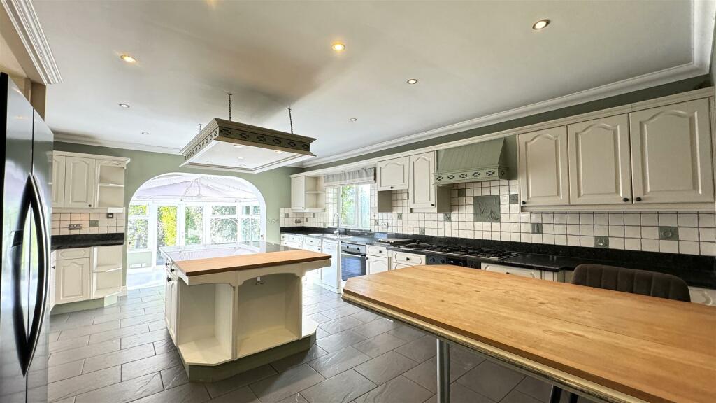 Additional image 16 of Chaddesley Glen, Sandbanks