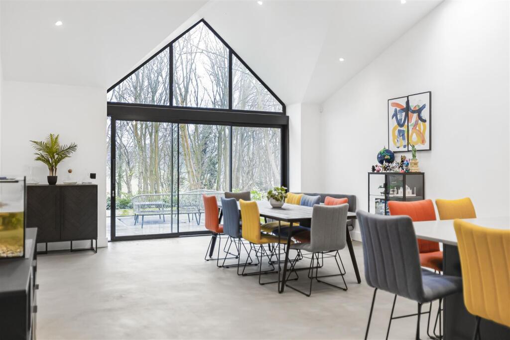 Additional image 4 of Firs Walk, Tewin