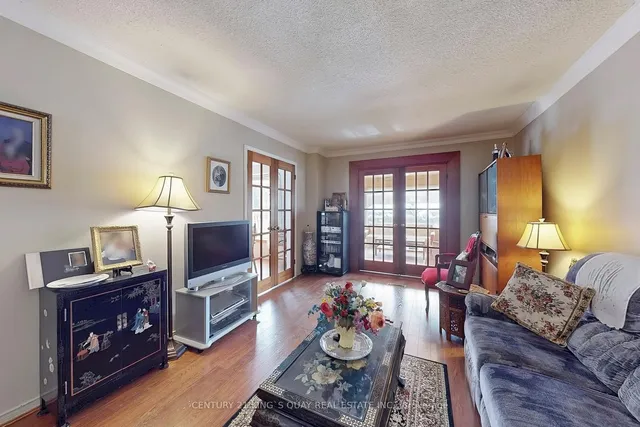 Additional image 12 of 37 Carl Cres