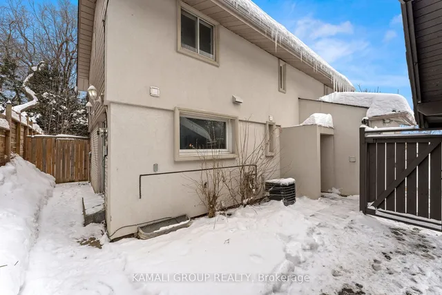 Additional image 34 of 47 Oakley Blvd