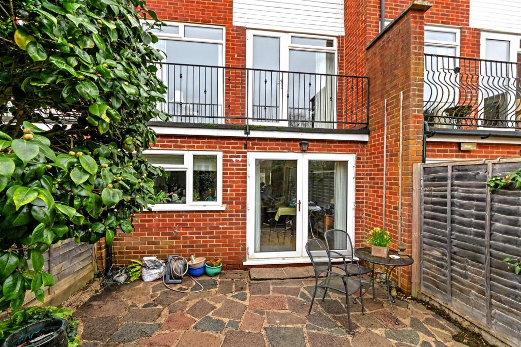 Additional image 19 of Granary Close, Wheathampstead
