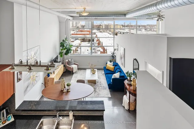 1001 Roselawn Ave Unit 429