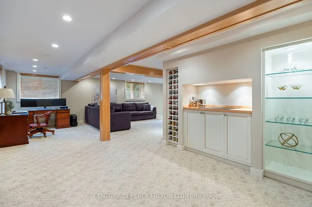 Additional image 38 of 990 John Watt Blvd