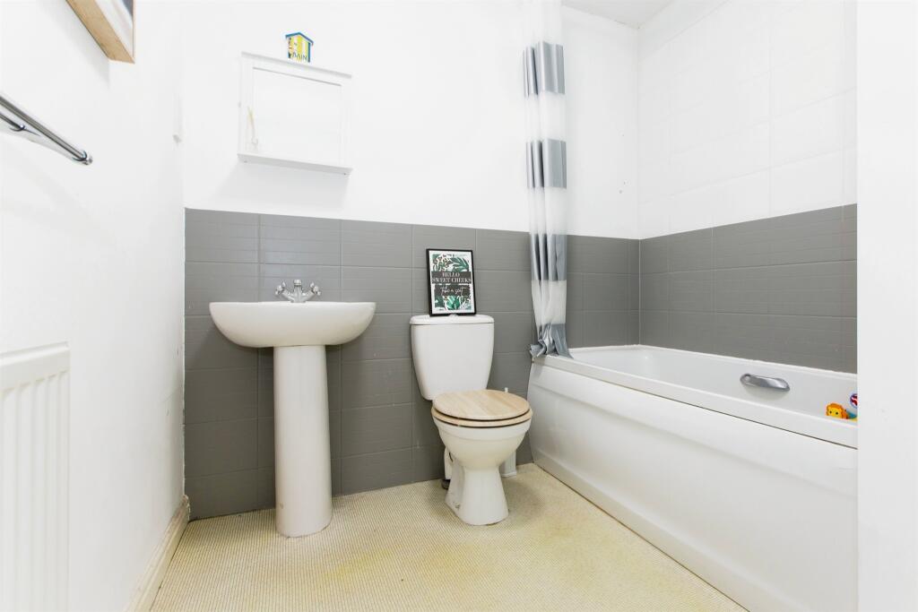Additional image 7 of North Lodge Drive, Papworth Everard, Cambridge