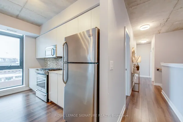 Additional image 15 of 400 Wellington St Unit PH1106