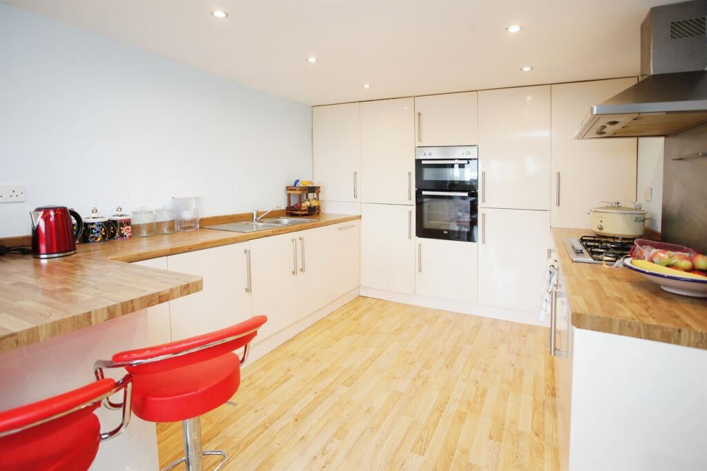 Additional image 6 of Parkdale View, Llantrisant, Pontyclun