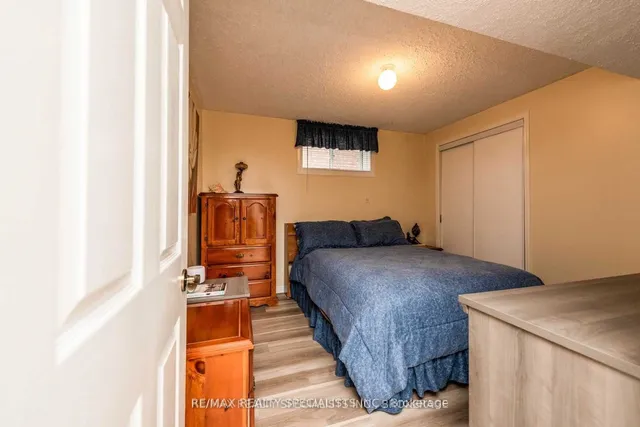 Additional image 18 of 14 Arjay Tr