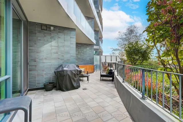 Additional image 27 of 1 Edgewater Dr Unit 212