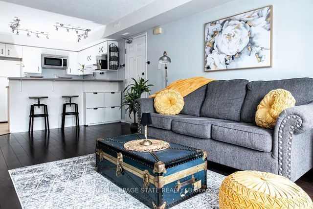 Additional image 9 of 2010 Cleaver Ave Unit 322