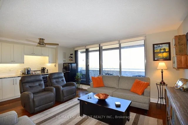 Additional image 7 of 2055 Upper Middle Rd Unit 1502