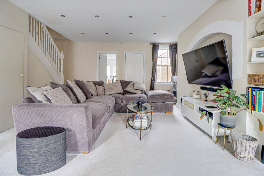 Additional image 20 of Cravells Road, Harpenden, Hertfordshire, AL5