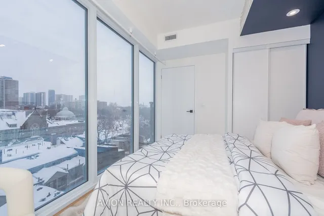 Additional image 7 of 319 Jarvis St Unit 606