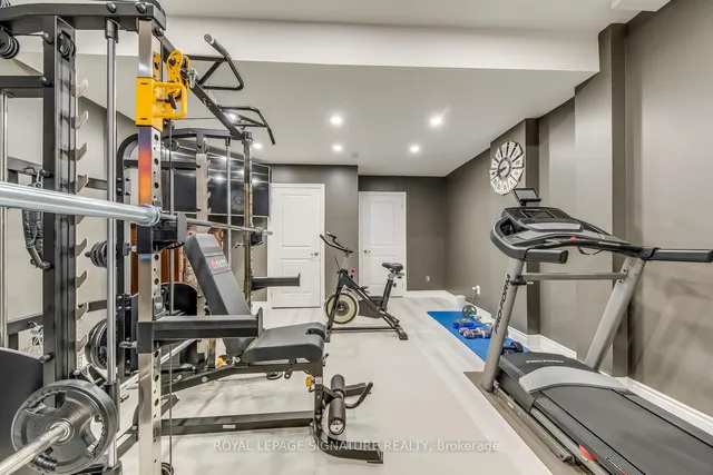 Additional image 37 of 3252 Post Rd