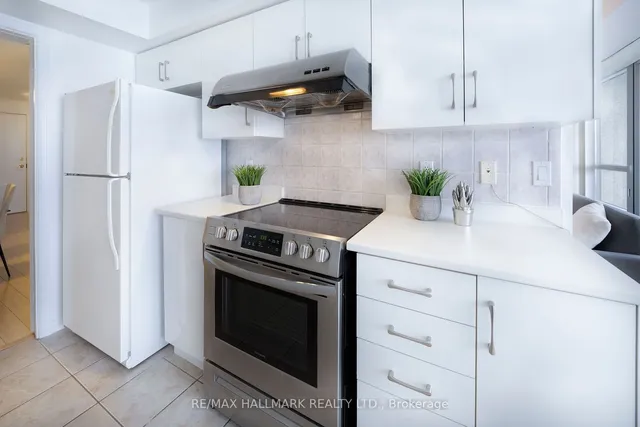 Additional image 12 of 35 Kingsbridge Garden Circ Unit 1905