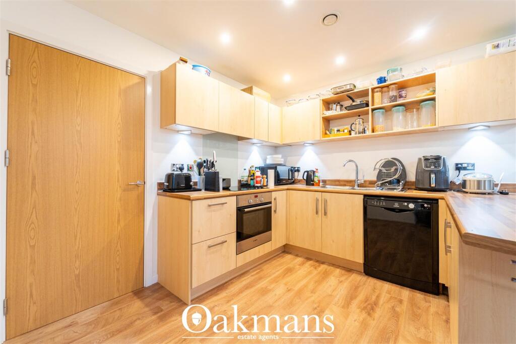 Additional image 7 of Bell Barn Road, Birmingham