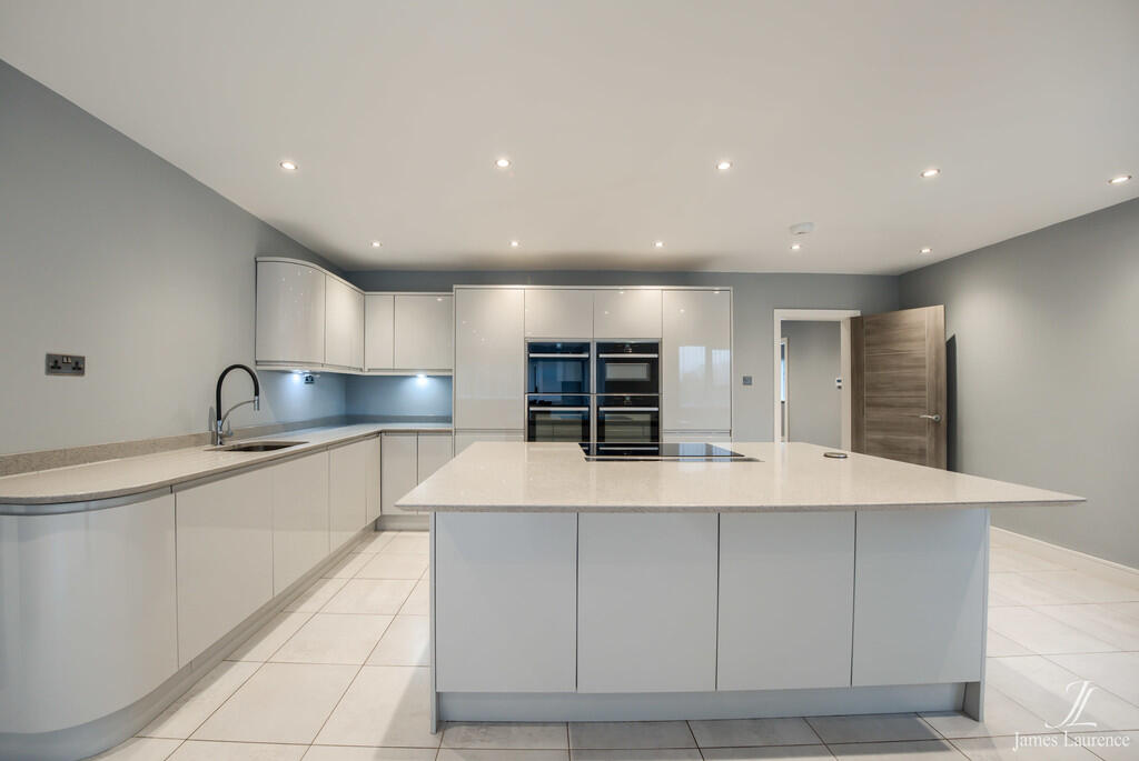 Additional image 14 of Seven Bedroom Family Home & Annex - Rednal Road, Kings Norton, Birmingham