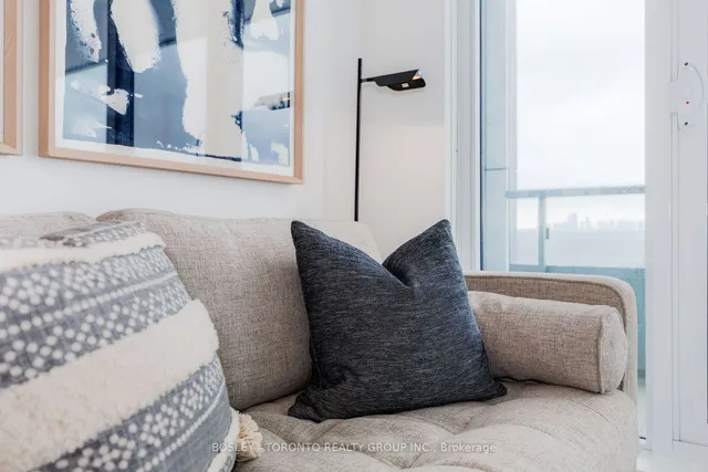 Additional image 9 of 225 Sumach St Unit 2410