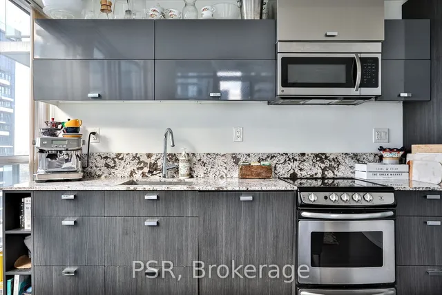 Additional image 7 of 290 Adelaide St Unit 3811