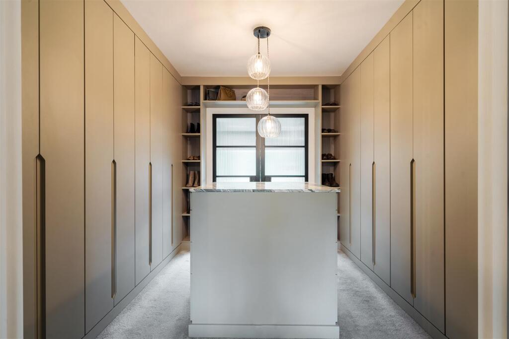 Additional image 16 of Chislehurst Road, Petts Wood East