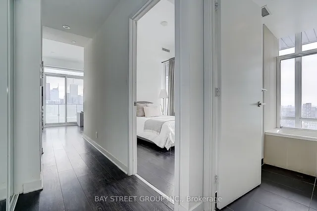 Additional image 8 of 15 Grenville St Unit 2903