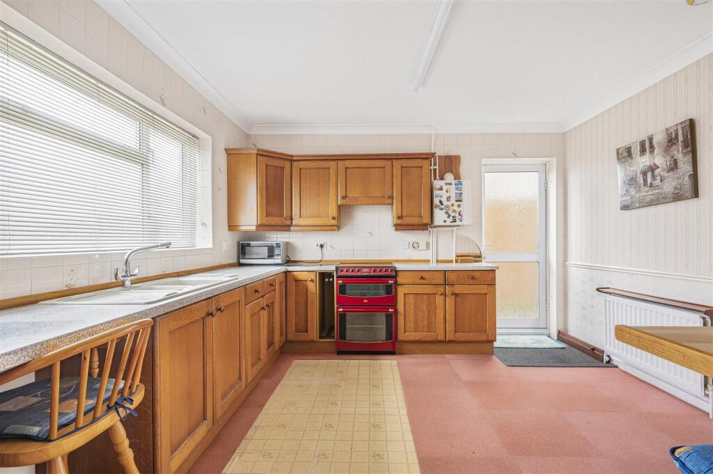 Additional image 11 of Victor Close, Seaford