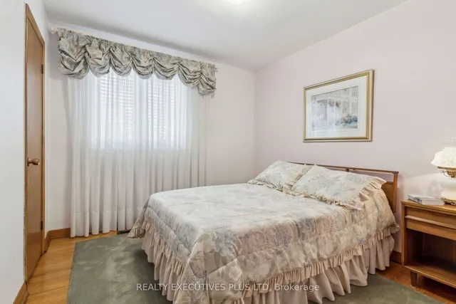 Additional image 15 of 31 Guiness Ave