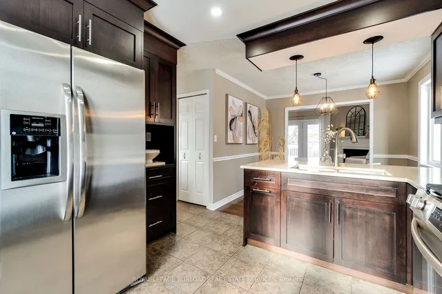 Additional image 20 of 2154 Salma Cres