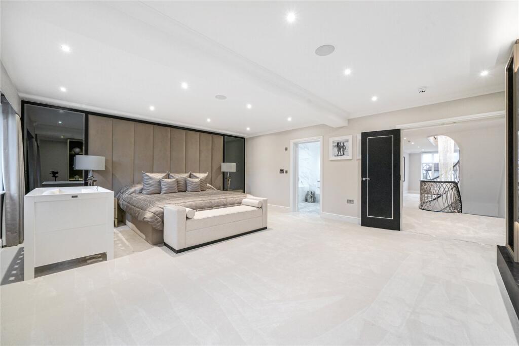 Additional image 21 of Meadow Way, Farnborough Park