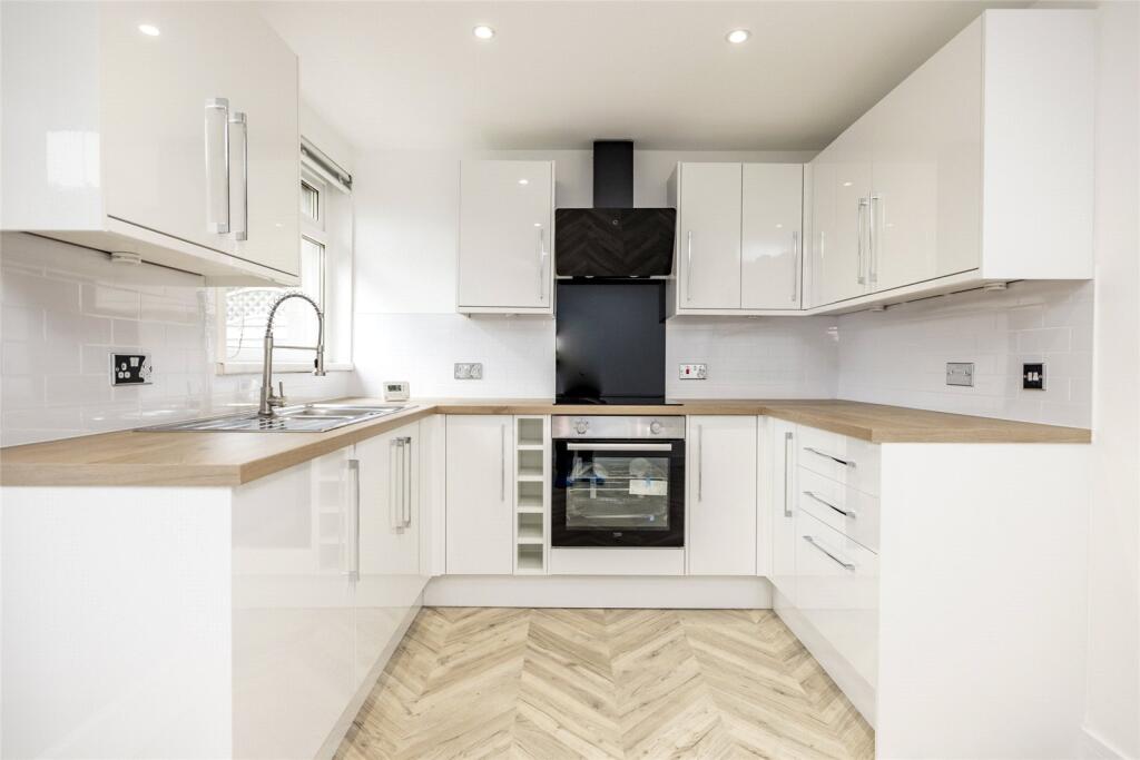 Additional image 4 of 1 Hillside Place, Peterculter, Aberdeenshire, AB14 0TT