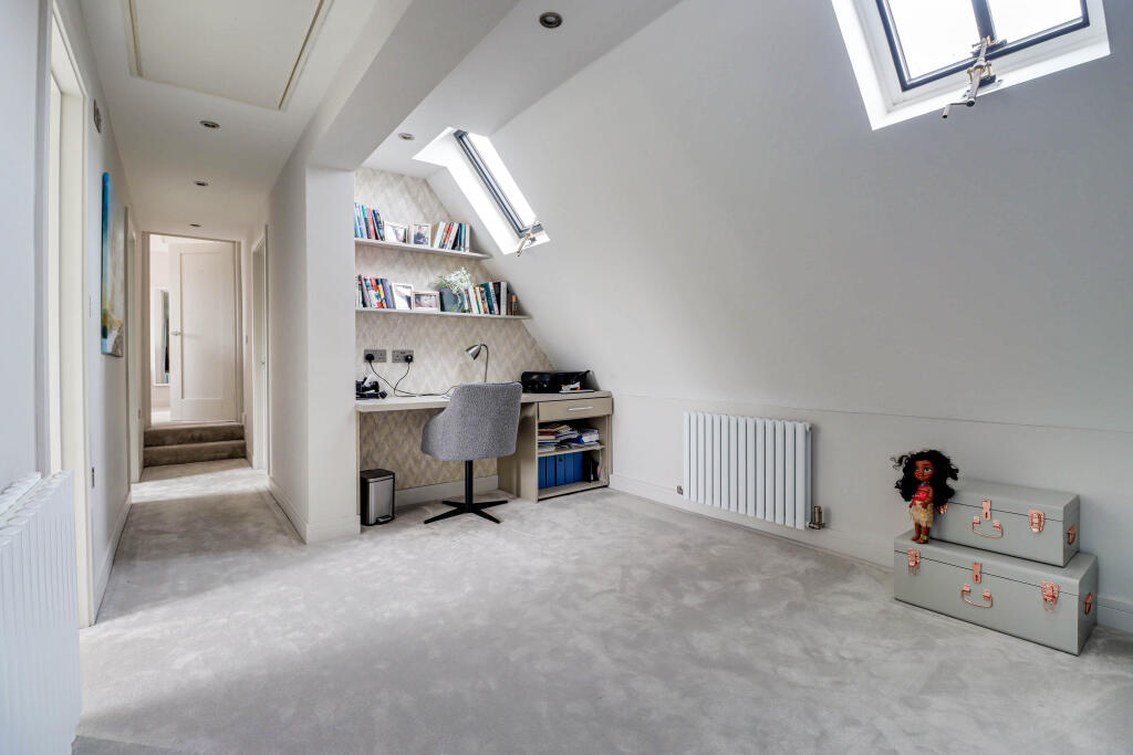 Additional image 13 of Gordons Walk, Harpenden, Hertfordshire, AL5