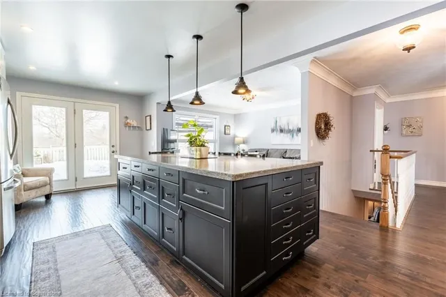 Additional image 11 of 11 Summit Dr