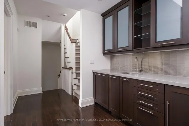 Additional image 20 of 22 Birch Ave Unit Th D