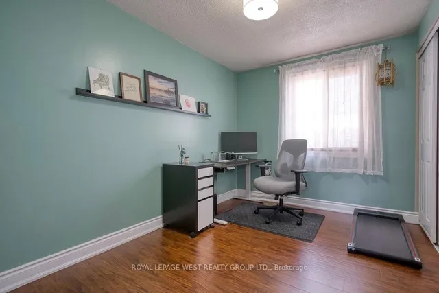 Additional image 27 of 45 Hansen Rd Unit 22