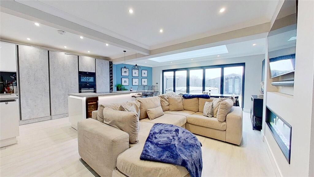 Additional image 16 of Brighton Road, Lancing, West Sussex, BN15