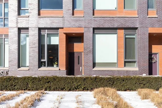 Additional image 2 of 508 Wellington St Unit TH1