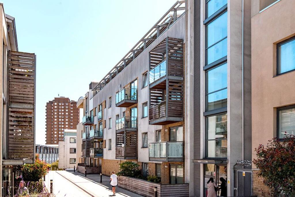 Additional image 14 of Horsted Court - P1660