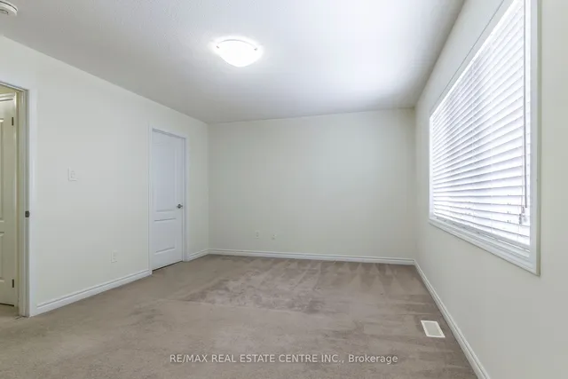 Additional image 29 of 27 Donlamont Circ