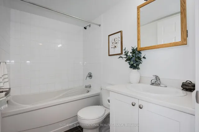 Additional image 26 of 816 Lansdowne Ave Unit 812